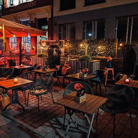 Slapen Bij Cafe De Concurrent Hotel Vlissingen Luaran gambar
