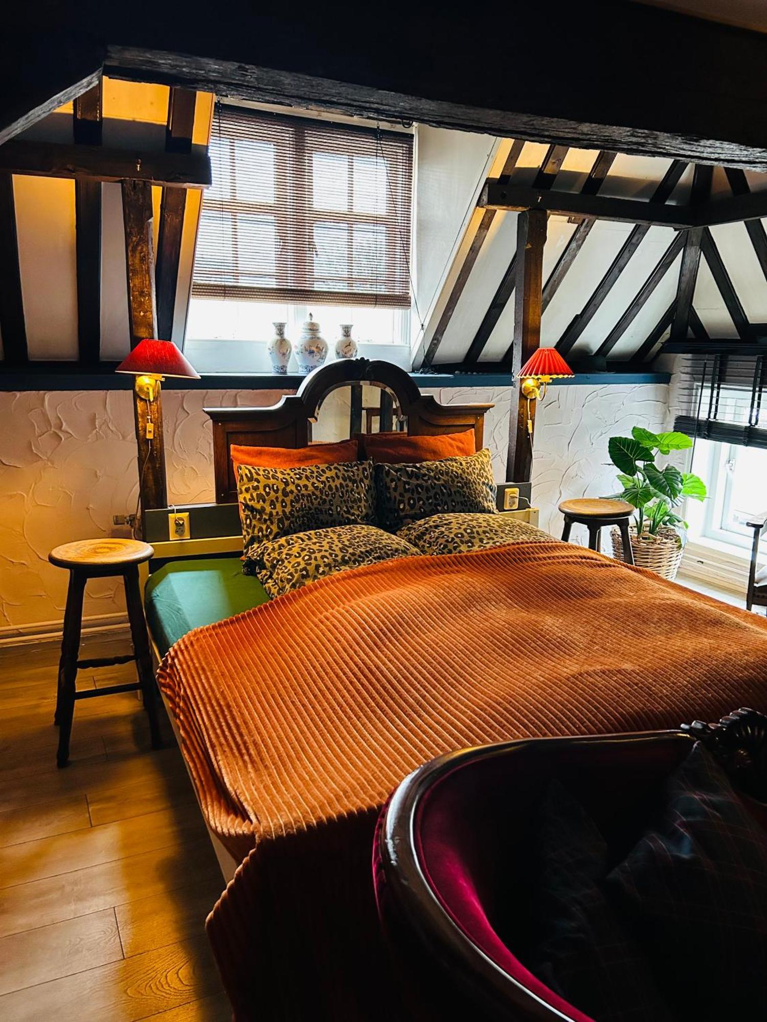 Slapen Bij Cafe De Concurrent Hotel Vlissingen Luaran gambar