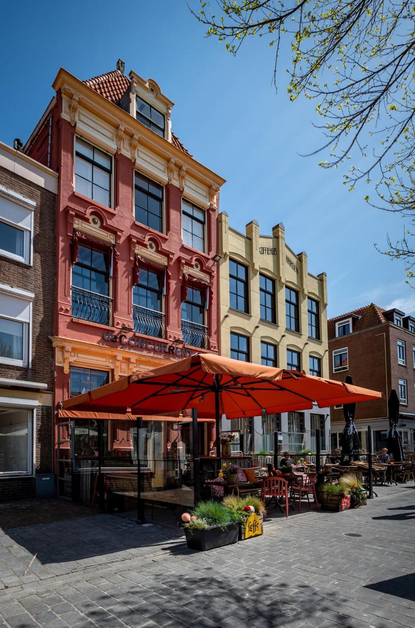 Slapen Bij Cafe De Concurrent Hotel Vlissingen Luaran gambar